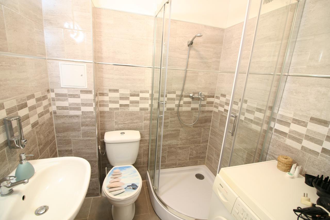 Apartamenty Varsovie Zlota 60 Varsóvia Exterior foto