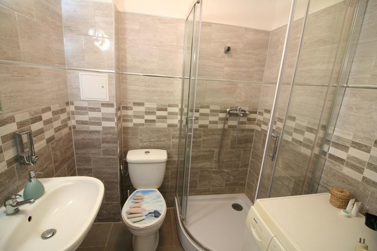 Apartamenty Varsovie Zlota 60 Varsóvia Exterior foto