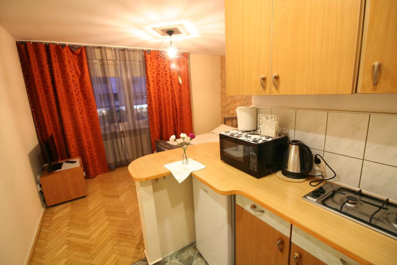 Apartamenty Varsovie Zlota 60 Varsóvia Exterior foto